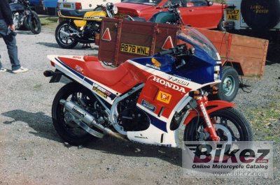 1986 Honda VF 500 F 2 photo